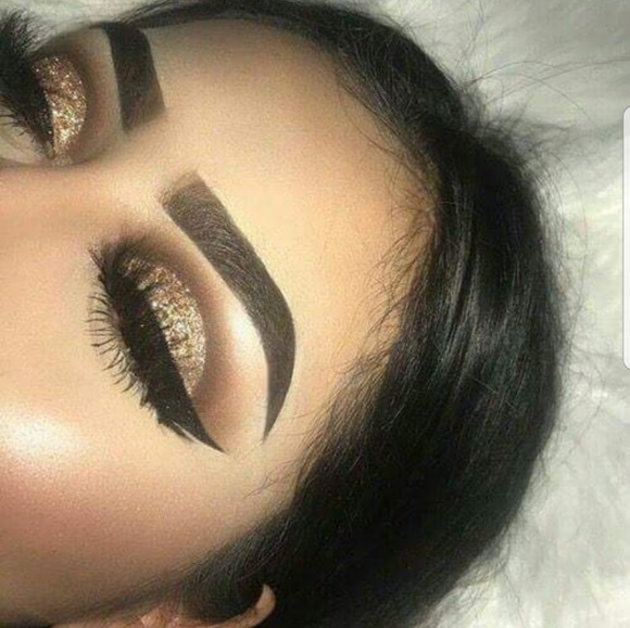 Meet your Posher, Cynthia - Picture 1 of 1